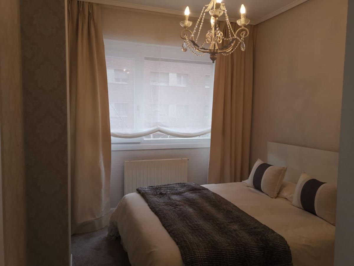 Habitacion Con Bano Privado En Бильбао Экстерьер фото
