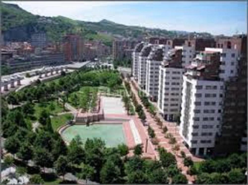 Habitacion Con Bano Privado En Бильбао Экстерьер фото